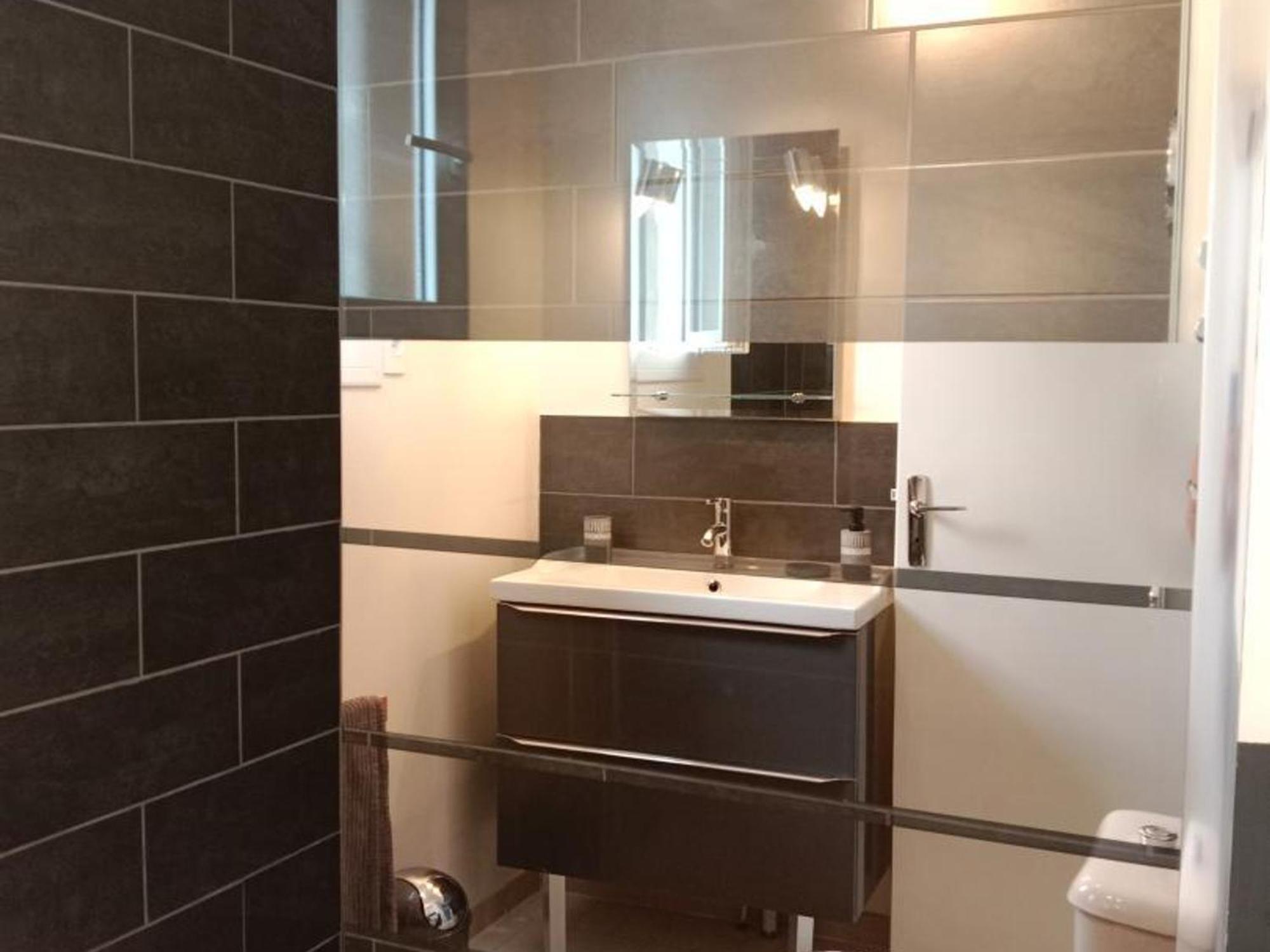 Maison Renovee Proche Vichy : 3 Chambres, Cour Fermee, Tout Inclus, Ideal Curistes Et Activites Naturelles - Fr-1-489-481 Bellerive-sur-Allier Exterior photo